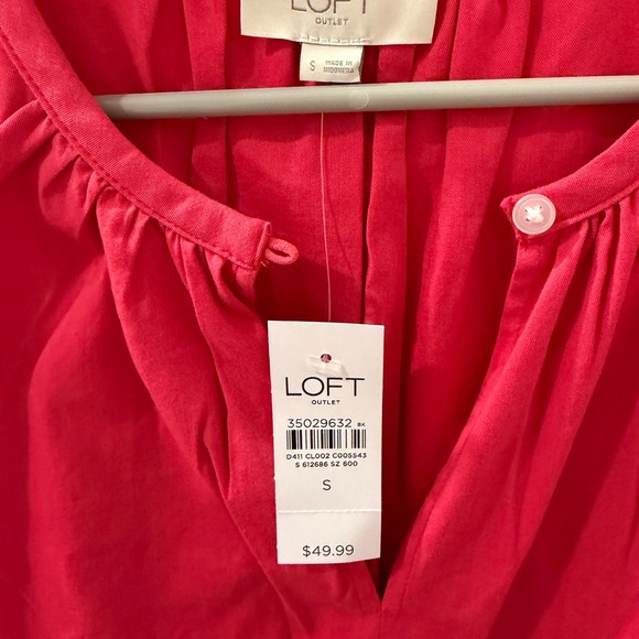 LOFT Raspberry Color Sleeveless Blouse - Picture 3 of 4